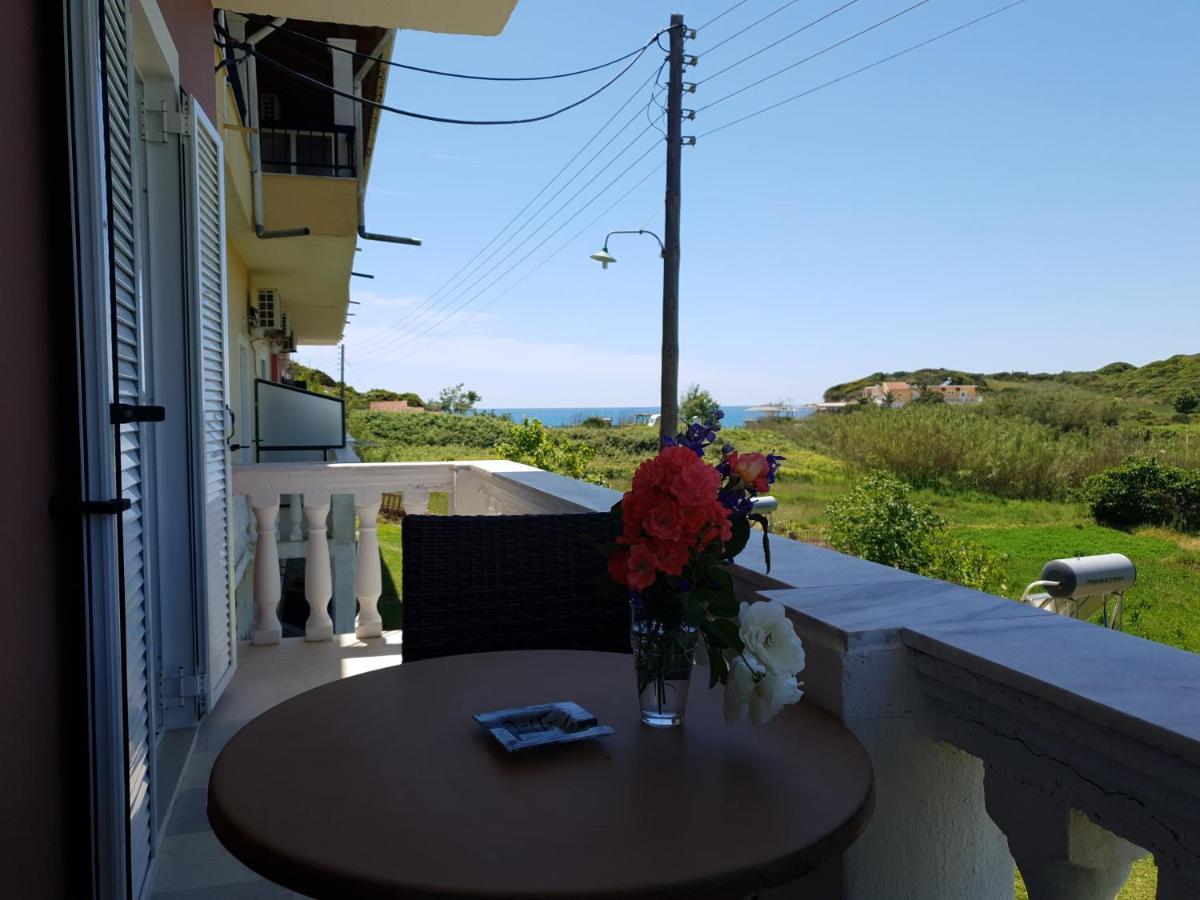 Angelika House 1 Apartment Маратиас Екстериор снимка